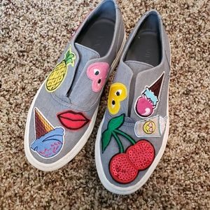 Vince slip on shoes sz 6